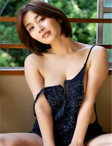 美女露鲍鱼-男男GARY2022