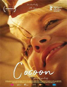 继母拥有超级大的K杯乳房